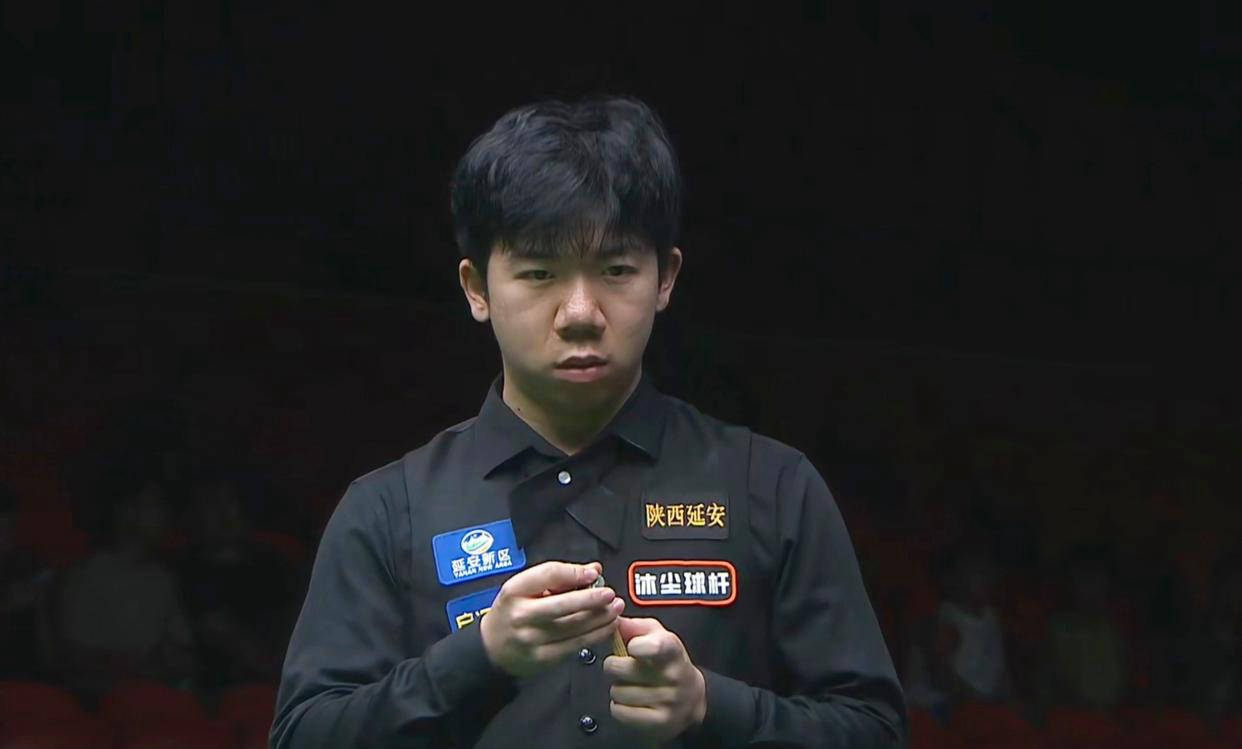 羽毛球世锦赛：石宇奇2-0击败朱利安晋级16强 下轮将战小波波夫