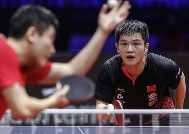 现充满了战 现充满了战